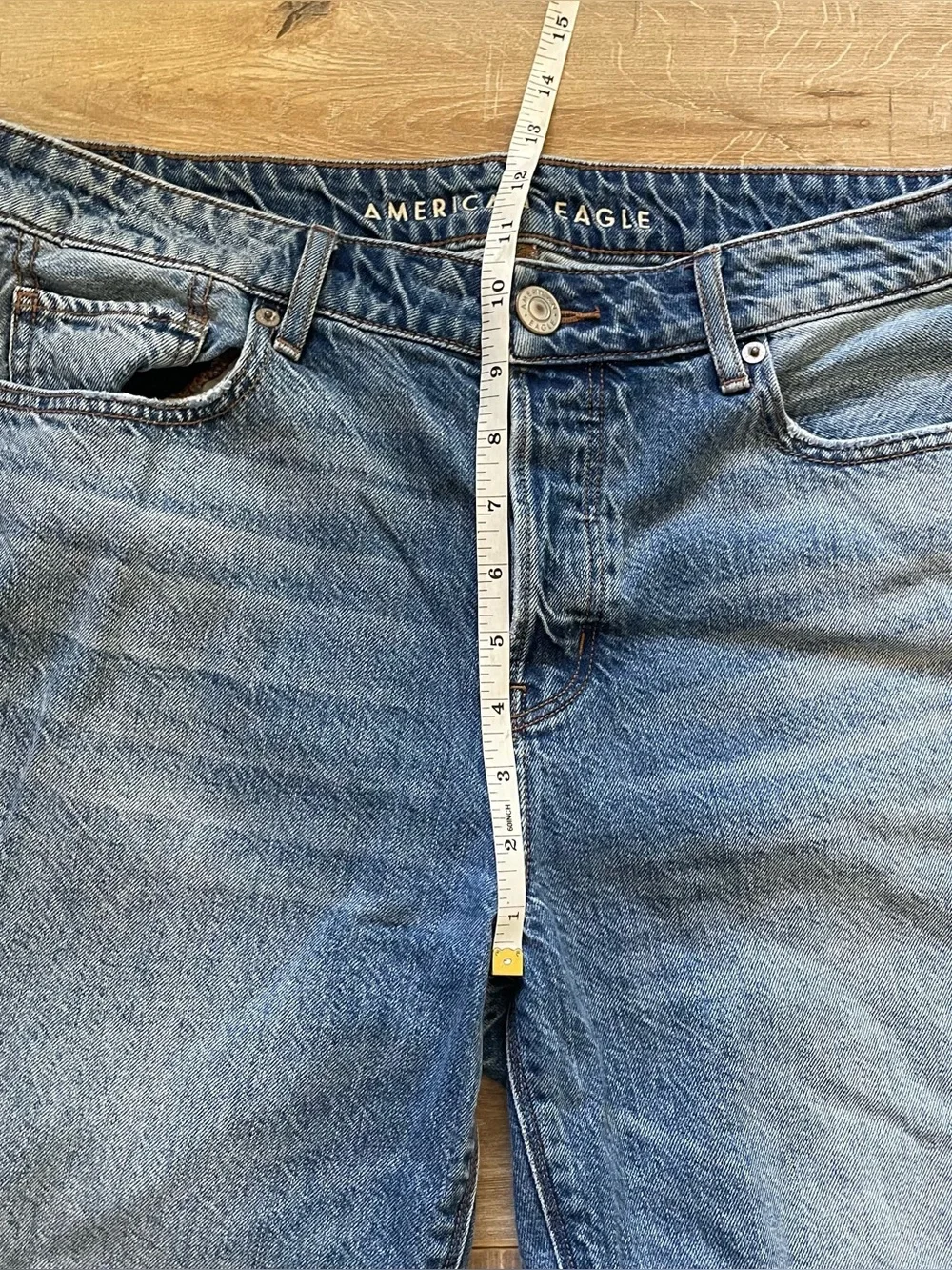 American Eagle Tomgirl Jeans Womens 10 Boyfriend Distressed Button Fly